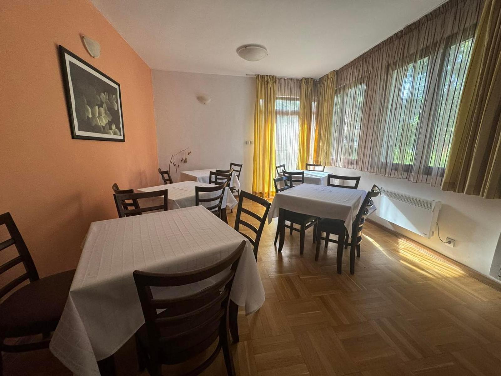 Rila With Jacuzzi & Sauna By Bookvillabg Villa *