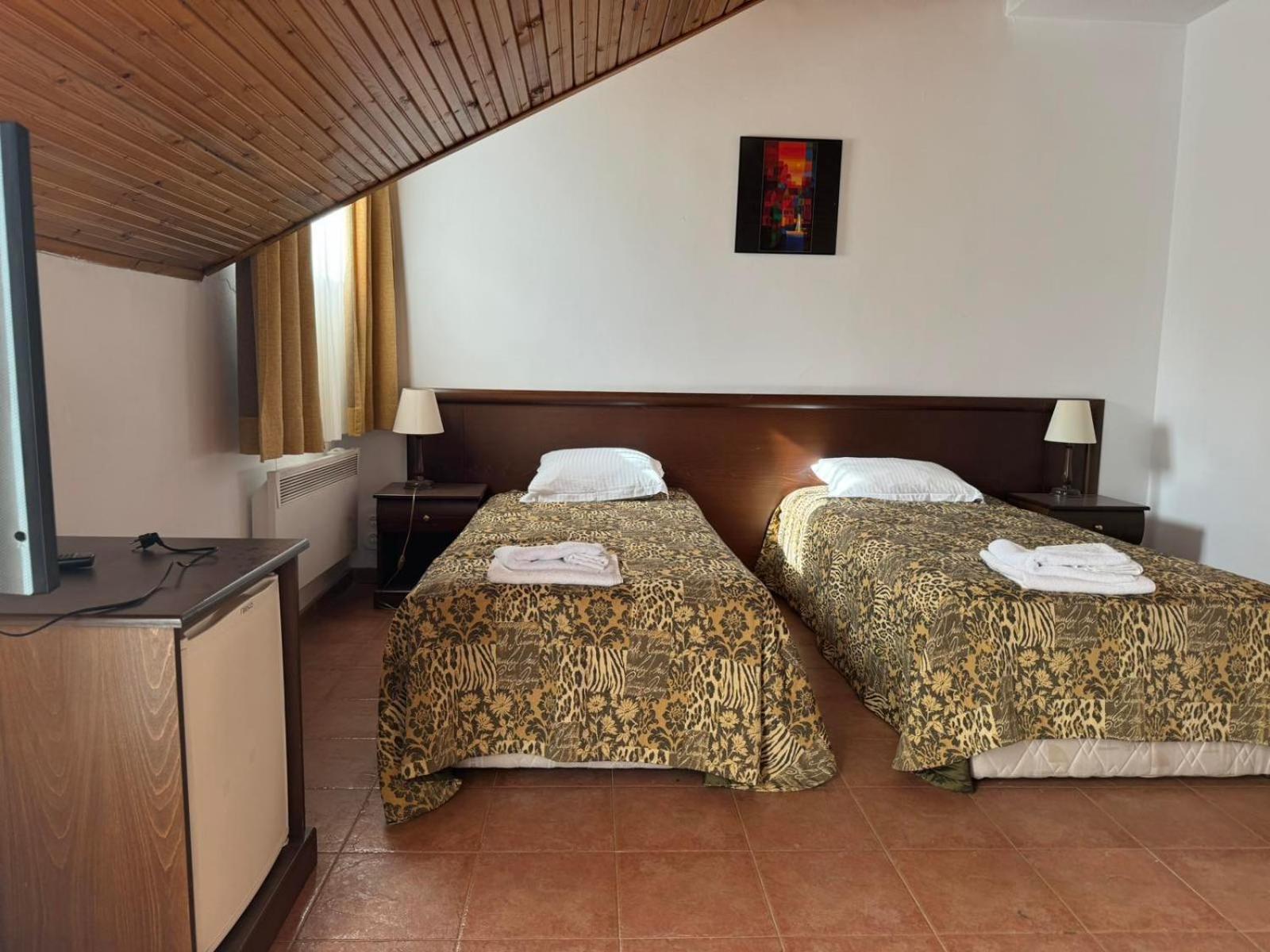 Rila With Jacuzzi & Sauna By Bookvillabg Borovets