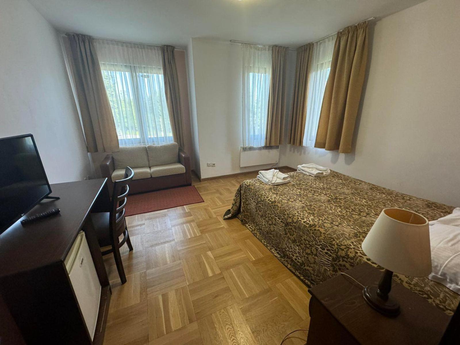 Villa Rila With Jacuzzi & Sauna By Bookvillabg *