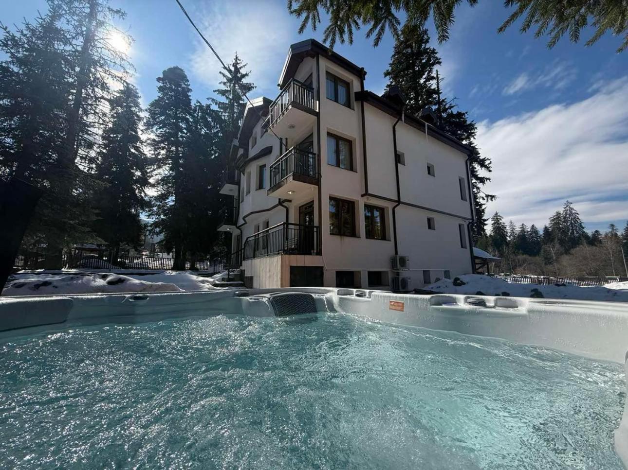 Rila With Jacuzzi & Sauna By Bookvillabg